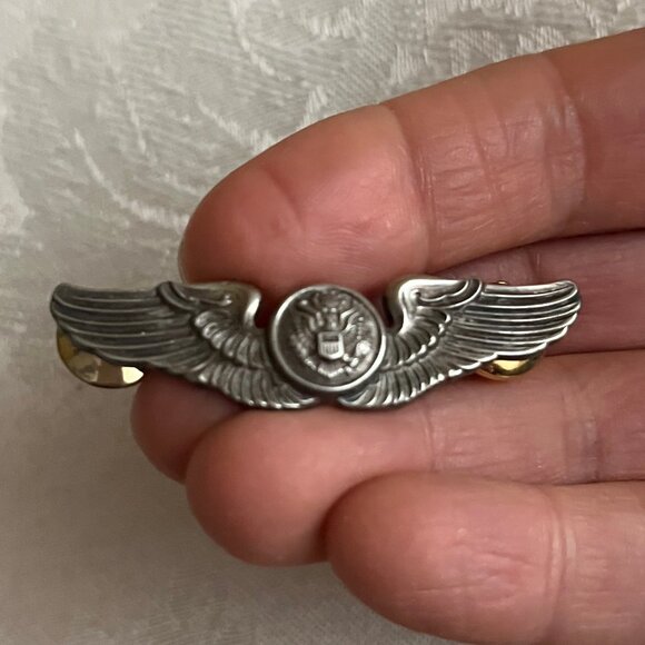 Lot of 3 Military Pins - Picture 3 of 4